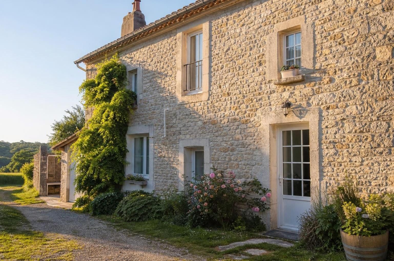 découvrez comment choisir les matériaux adaptés pour une maison en pierre et apprenez les meilleures techniques pour entretenir votre habitat durable et préserver son charme naturel.