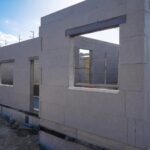 découvrez les spécificités et avantages des murs des maisons phenix pour faire un choix éclairé et construire une maison solide, esthétique et durable.