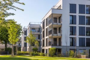 découvrez les services proposés par plurial novilia et les avantages réservés aux locataires pour un logement de qualité et un accompagnement personnalisé.