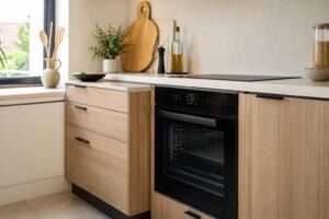 découvrez notre guide complet pour bien choisir et utiliser un four chaleur tournante encastrable avec pyrolyse. astuces, conseils et critères essentiels pour une cuisson parfaite et un nettoyage facile.